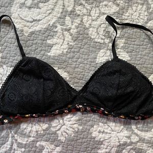 Hollister bralette